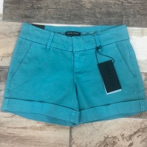 Dear John Hampton short